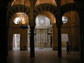 Mezquita — bývala mešita prerobená na katedrálu