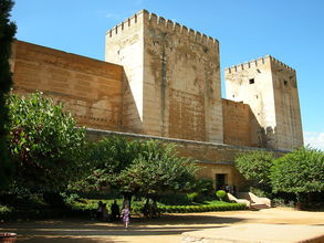 Alcazaba — pevnosť vo vnútri Alhambry