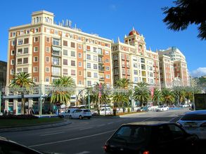 Centrum mesta — Plaza de la Marina