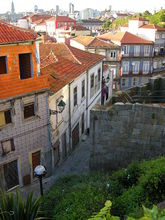 Domy sa tu stávajú na iných domoch