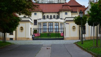 Kramářova vila