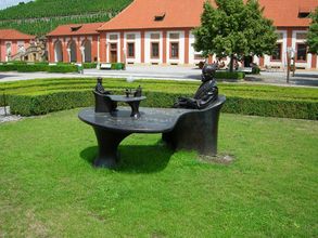 Pamätník Freudovi pri Trojskom zámku