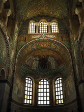 Basilica di San Vitale (527–547)