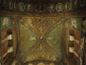 Basilica di San Vitale (527–547)