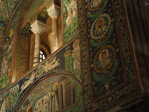 Basilica di San Vitale (527–547)