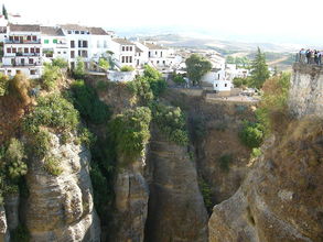 Mesto nad priepasťou Tajo