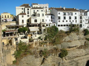 Mesto nad priepasťou Tajo